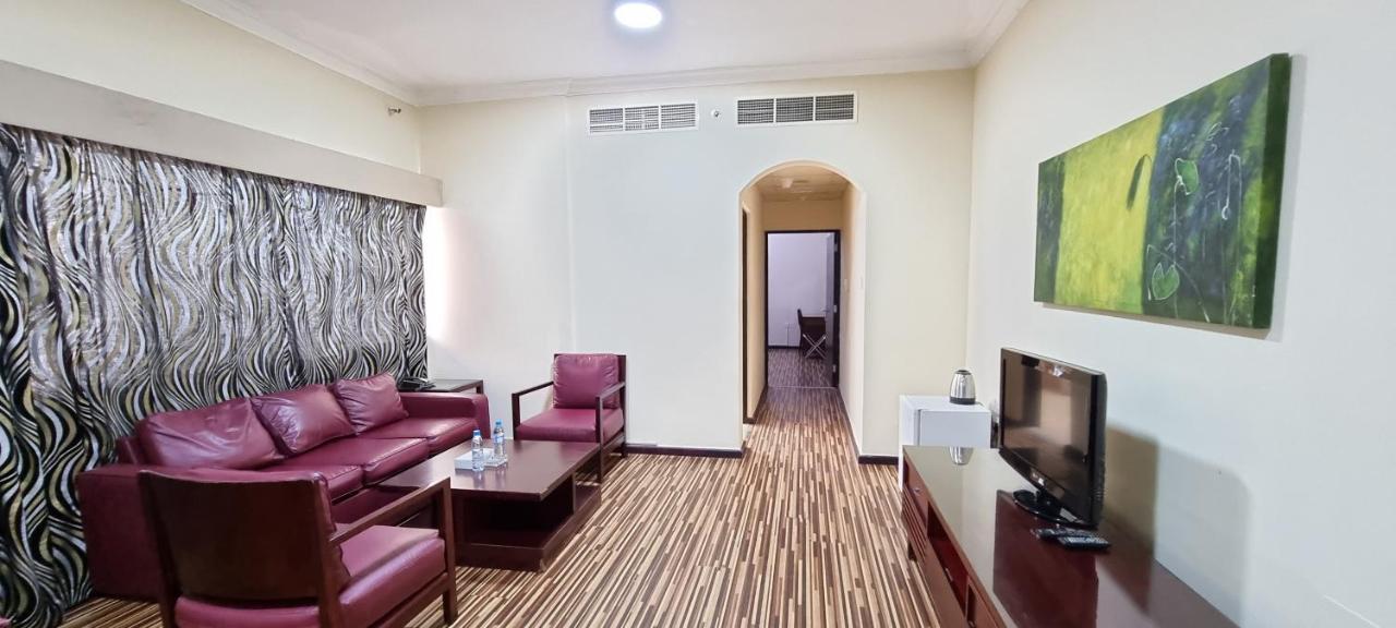 Grand Pj Hotel Ra’s al-Chaima Exterior foto