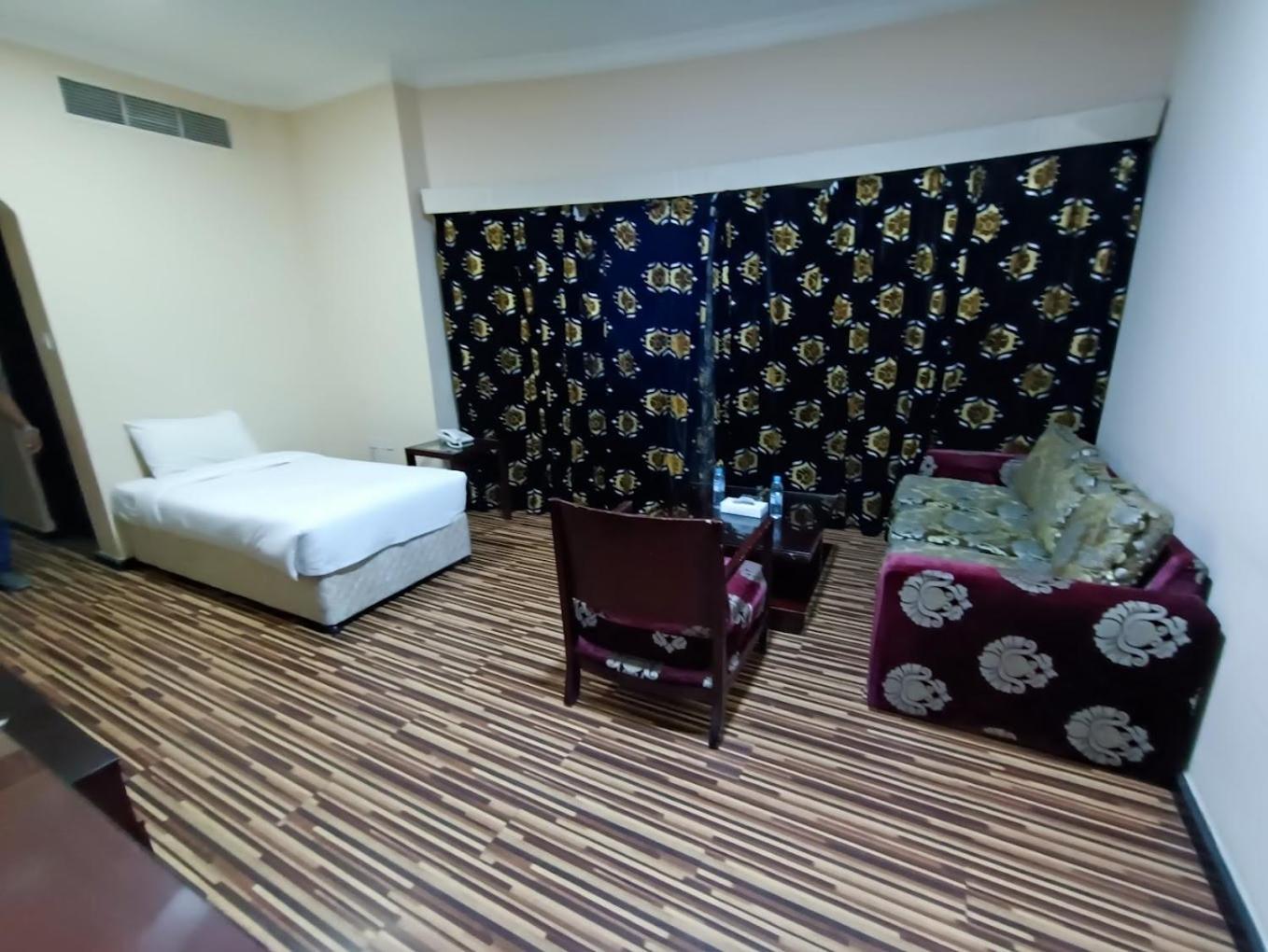 Grand Pj Hotel Ra’s al-Chaima Exterior foto