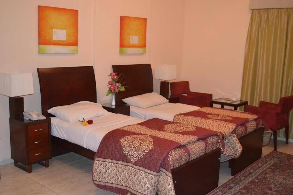 Grand Pj Hotel Ra’s al-Chaima Exterior foto